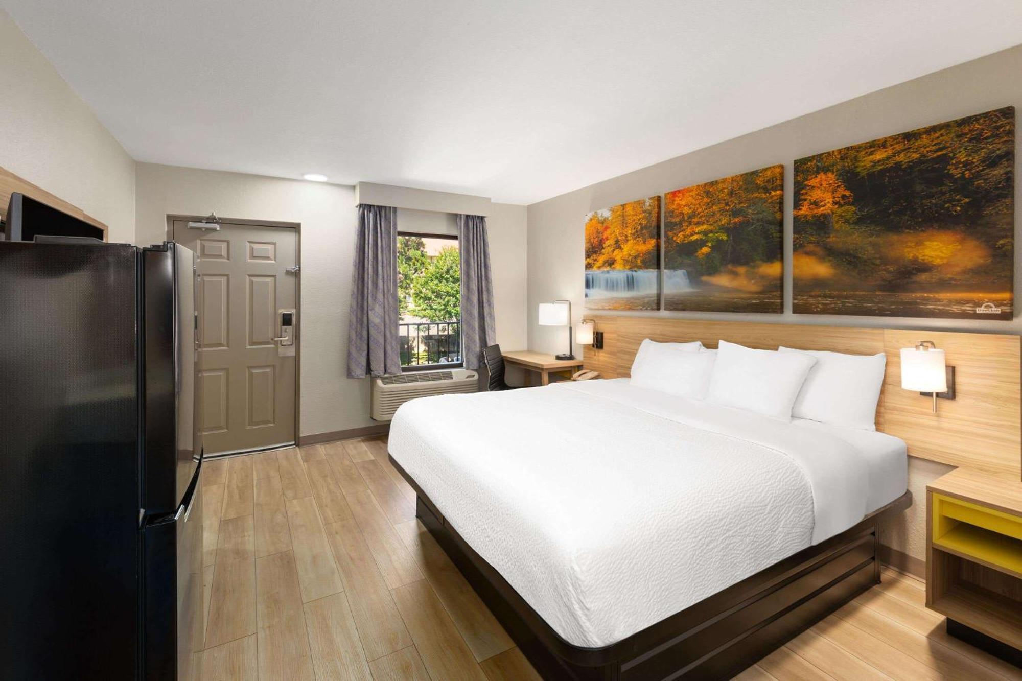 Days Inn By Wyndham Helen Dış mekan fotoğraf