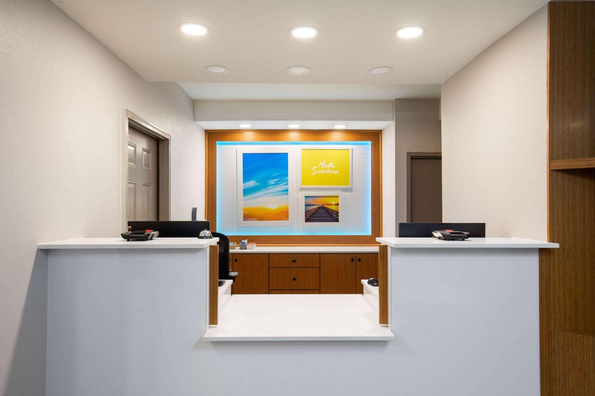 Days Inn By Wyndham Helen Dış mekan fotoğraf