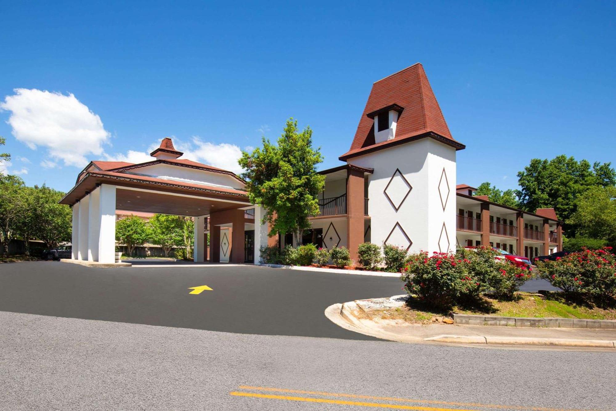 Days Inn By Wyndham Helen Dış mekan fotoğraf