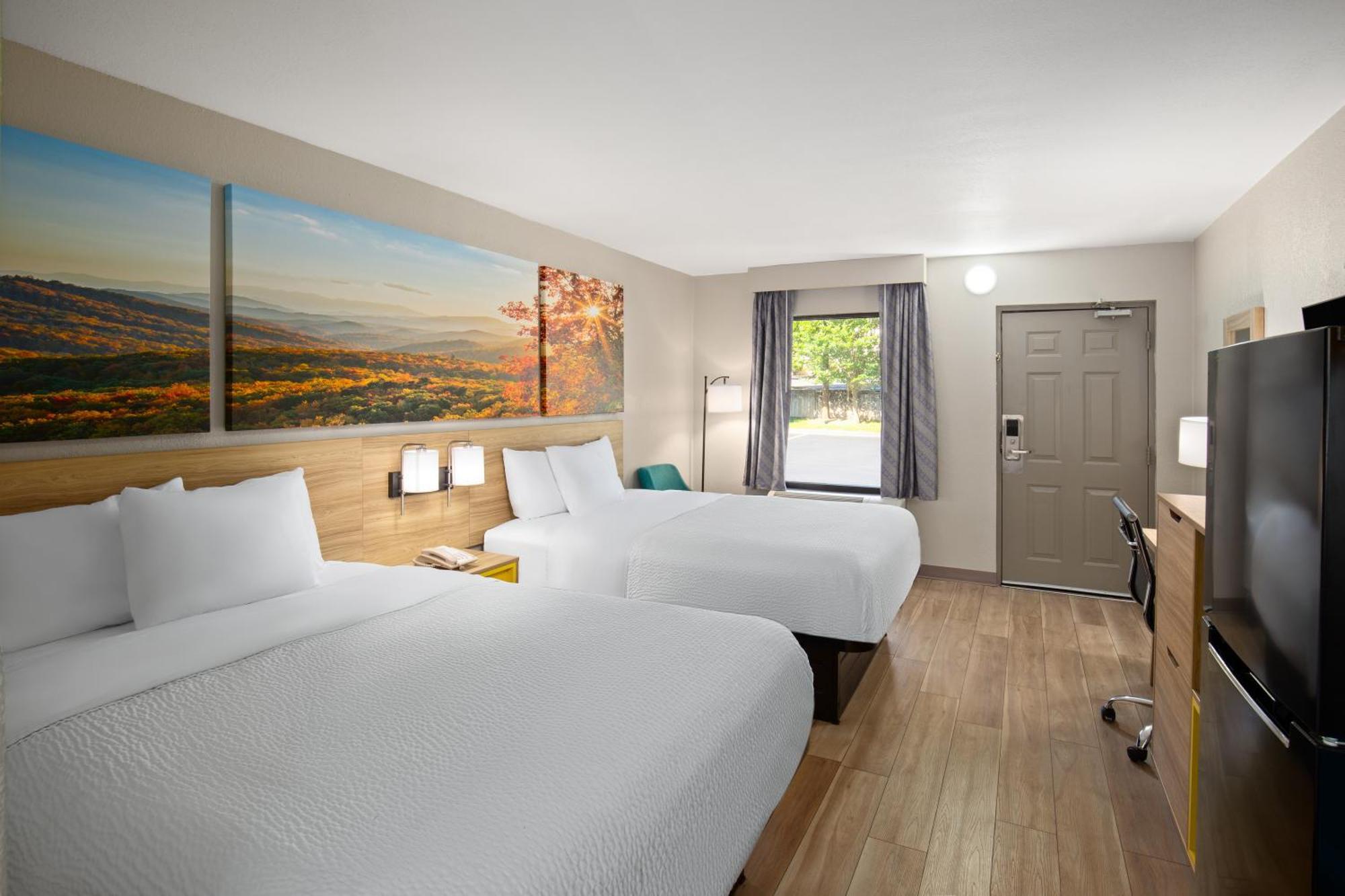 Days Inn By Wyndham Helen Dış mekan fotoğraf