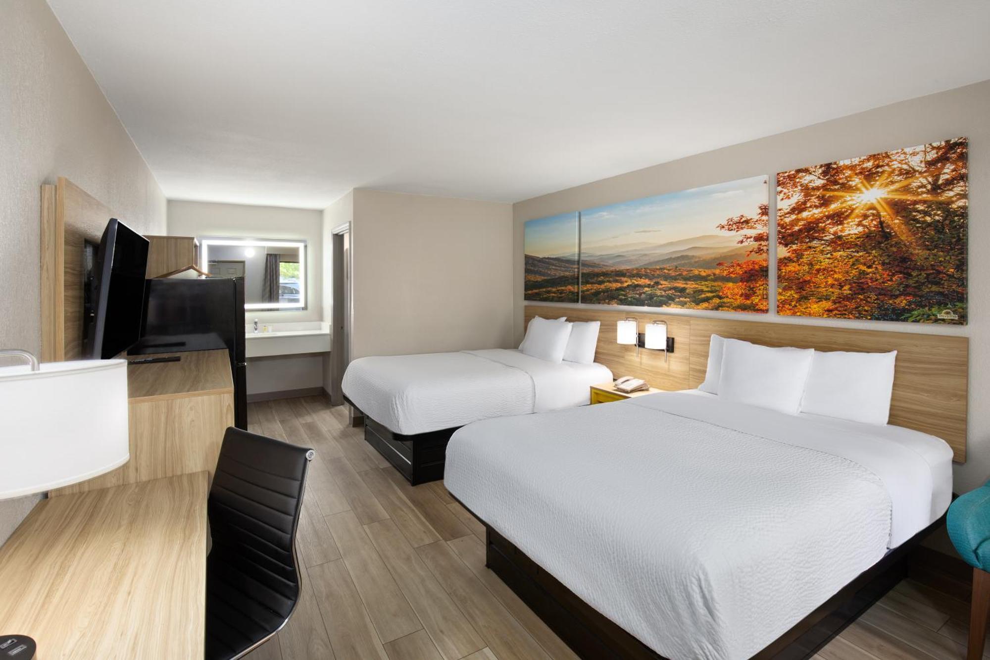 Days Inn By Wyndham Helen Dış mekan fotoğraf