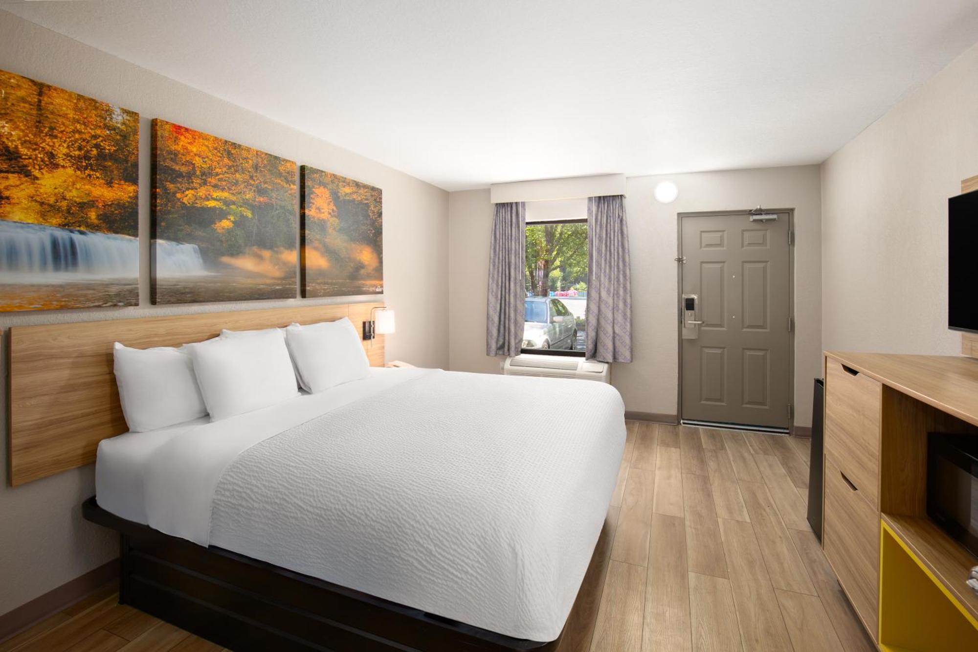 Days Inn By Wyndham Helen Dış mekan fotoğraf